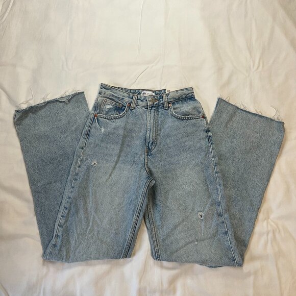 Zara Denim - Zara Hi-Rise Cropped Wide Leg Distressed Light Wash Denim Jeans | Size 4
